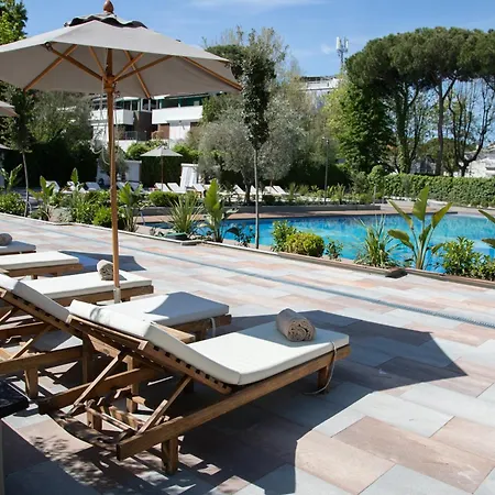 Hotel Regina - Marepineta 4*